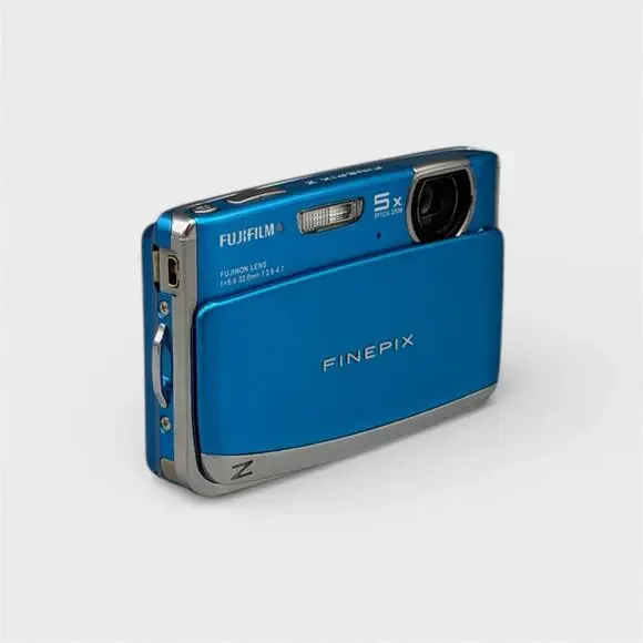 Fujifilm FinePix Z70 Digital Camera12MPBlue